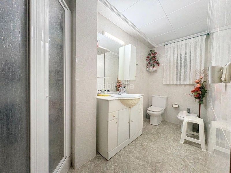 Foto c53039e6-573f-4dec-b9c3-16b065fba405. Piso  en Benetússer