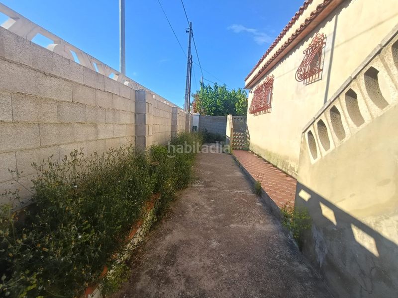 Foto 32fe4c3a-6a9e-42ac-b75f-fcc795a1e63b. Chalet  en Llombai