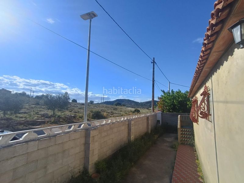 Foto df951d68-6f35-4df6-93ee-d993407ddc02. Chalet  en Llombai