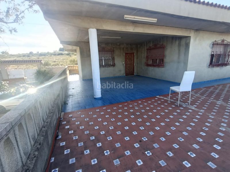 Foto e03f74bc-65c8-448b-a939-7d5304525bfd. Chalet  en Llombai