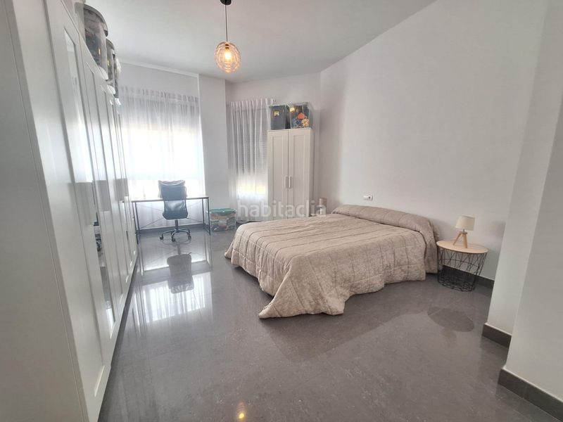 Foto d626bdce-a63d-4ad0-89d6-32287cdd34b1. Casa amb aparcament a Alginet