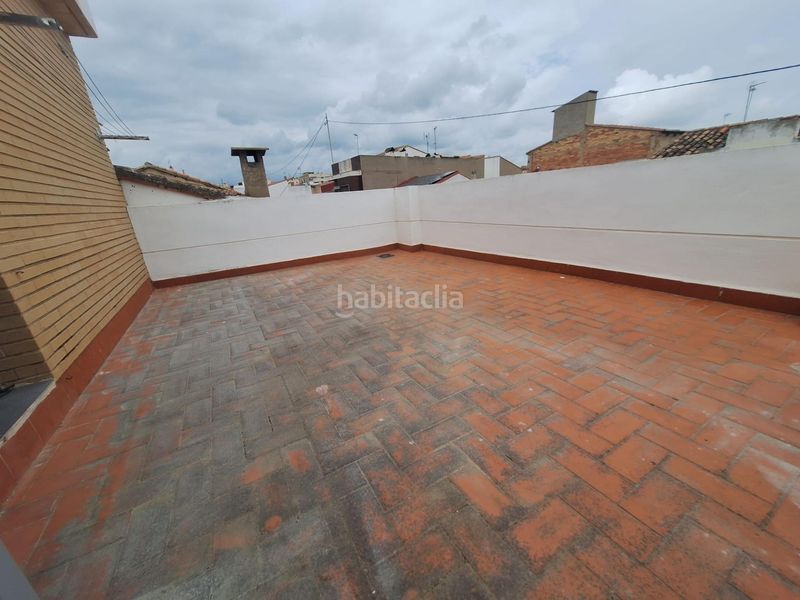 Foto fedb5a00-91b9-4f96-9f4f-bb5a2a47f396. Casa amb aparcament a Alginet