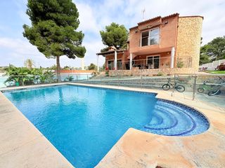Xalet a Alfinach - Monasterios. Casa o chalet independiente en alfinach