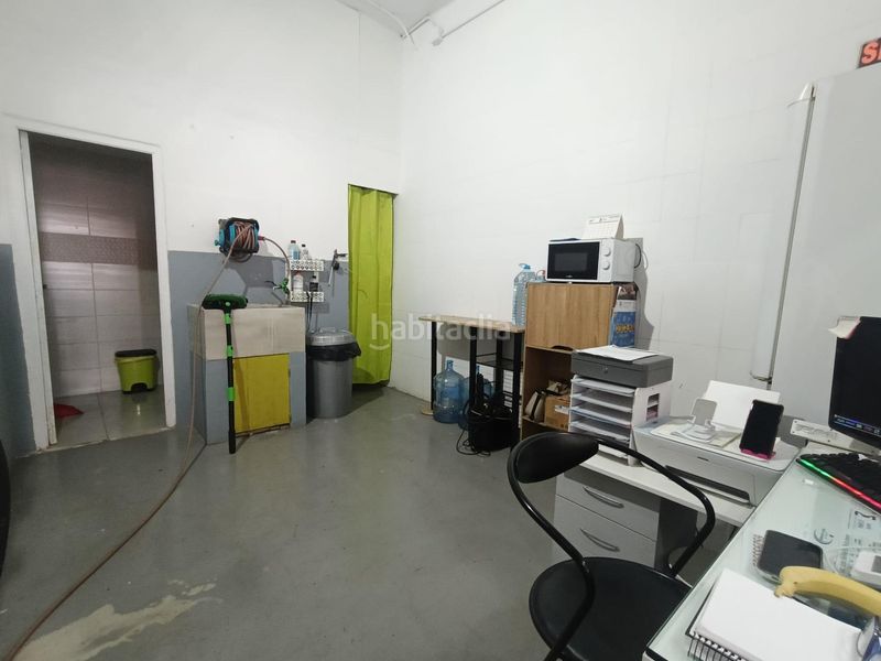 Foto b9fd90b5-9499-40fb-8c68-5dfed8e5b13d. Traspàs local comercial a Sedaví