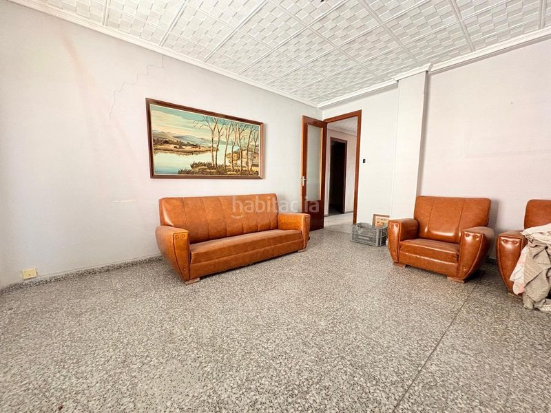 Foto 23794759-2145-4f57-a57d-c0018009d008. Casa amb aparcament a Alfafar