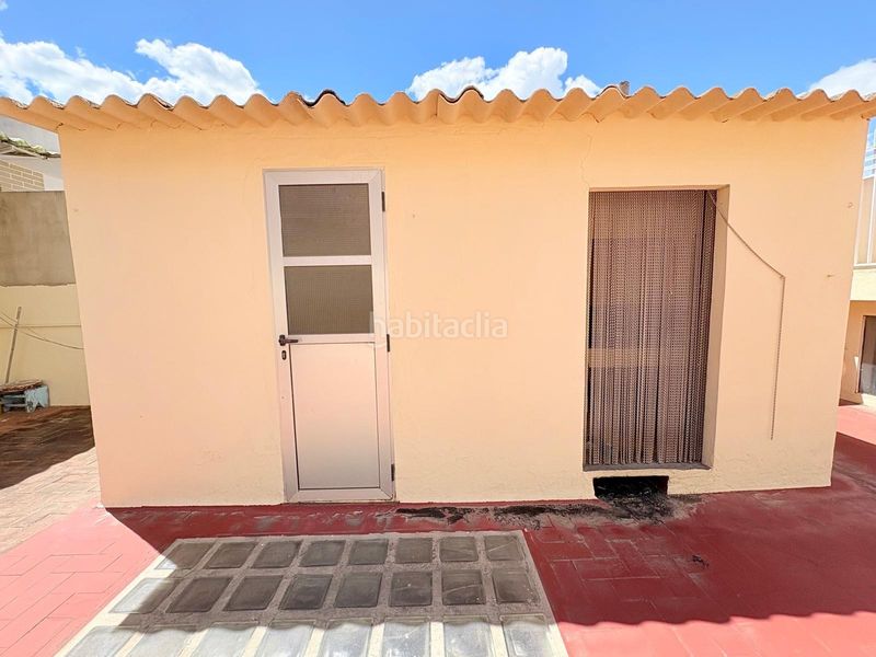 Foto 2d8e0fa4-8995-4d29-b54b-252f9426a9d4. Casa amb aparcament a Alfafar