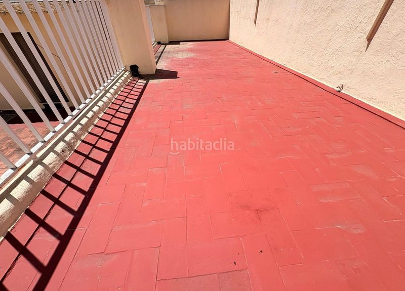 Foto f3a4f3f1-8211-4955-90e0-c252245c15ec. Casa amb aparcament a Alfafar