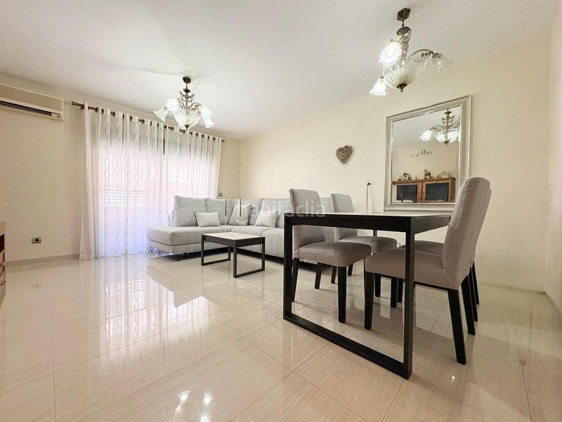 Foto caac2bd2-85d2-4e99-b071-8b7bedc86b2b. Piso  en Catarroja