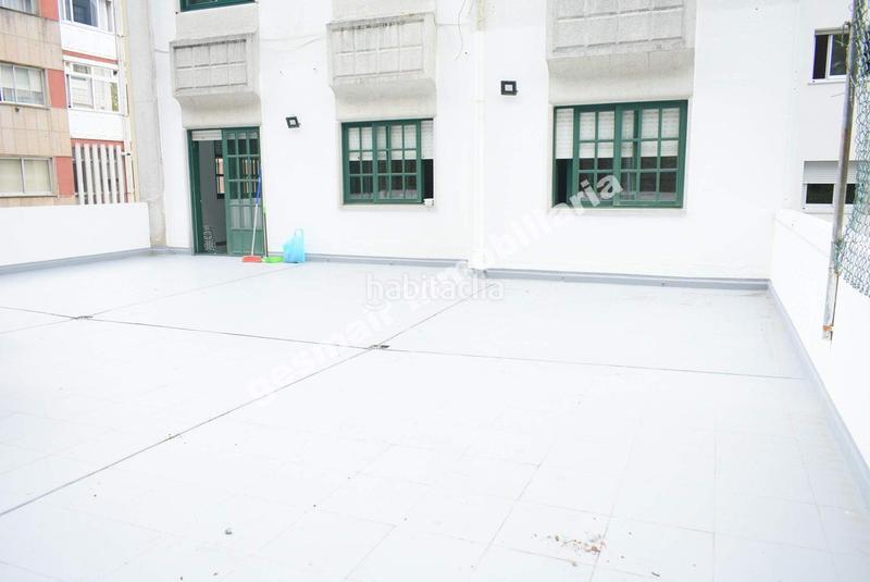 Foto e3b8ed82-d368-4ea4-88eb-cdd4c710636a. Piso  recién reformado con gran terraza en Monte Porreiro Pontevedra