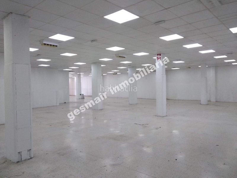 Foto 29d00de5-f61c-4f96-b579-dcb6dfaf4ea7. Alquiler local comercial en Zona de Plaza de Barcelos Pontevedra