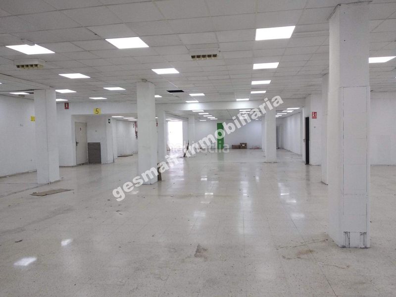 Foto 2a204c7f-3041-4142-b5f8-d05bc805e14c. Alquiler local comercial en Zona de Plaza de Barcelos Pontevedra