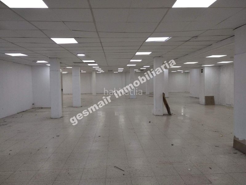 Foto 730defdb-eb36-48c2-9396-e772e5affde0. Alquiler local comercial en Zona de Plaza de Barcelos Pontevedra