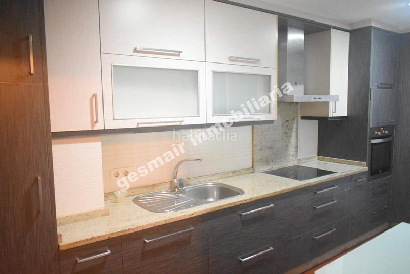 Foto feaa65f2-b01e-463d-acfd-aa2cca6811bc. Rent flat with heating parking in La Seca - Los Salgueriños Pontevedra
