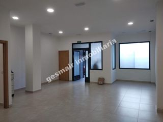 Local Comercial en Rúa Estrada