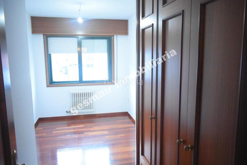 Foto 30adac94-8706-49ed-8ef3-0897ef564a32. Appartamento con riscaldamento parcheggio in Zona de Plaza de Barcelos Pontevedra