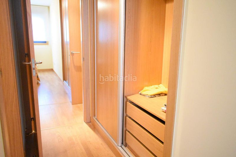 Foto 7b9e59bf-1498-40fa-93fc-30d4e9f3ad16. Apartament amb calefacció aparcament a A Parda Pontevedra
