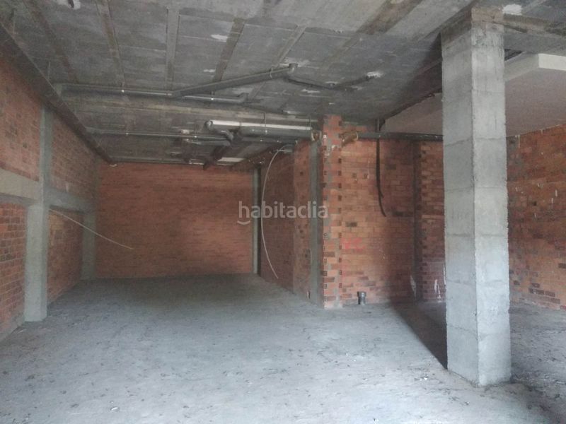 Foto b2364f76-d19e-43f8-99ad-8d9fe440b8f3. Local comercial a A Parda Pontevedra