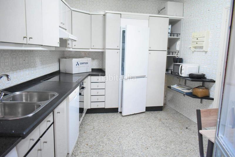 Foto 00e7f9ba-3e29-4aee-a882-53b91d7eedfd. Alquiler piso en rúa real 31 en Centro - Echegaray Pontevedra