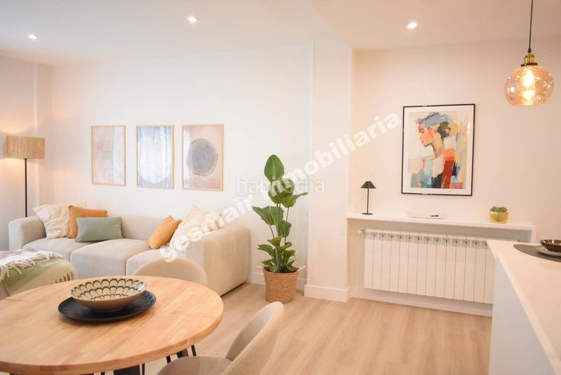 Foto 9b610d5e-927f-479b-8cbc-25b5d395c58c. Flat with heating in Zona de Plaza de Barcelos Pontevedra