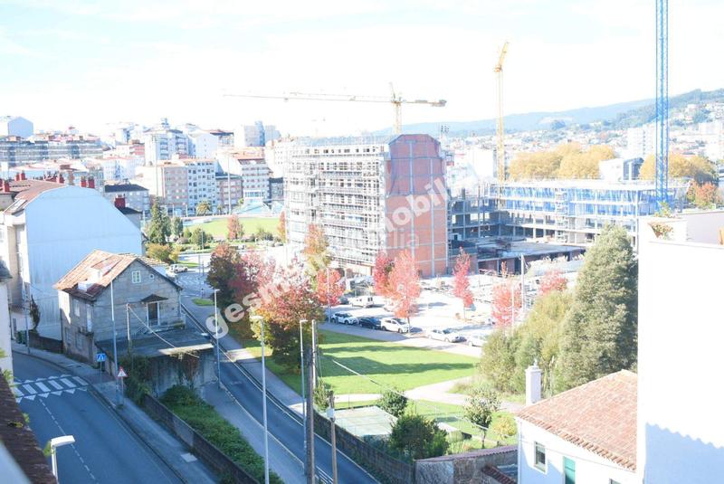 Foto ff79fb21-697a-4c00-b28d-32972b27c2b4. Attique avec chauffage parking dans Zona de Plaza de Barcelos Pontevedra