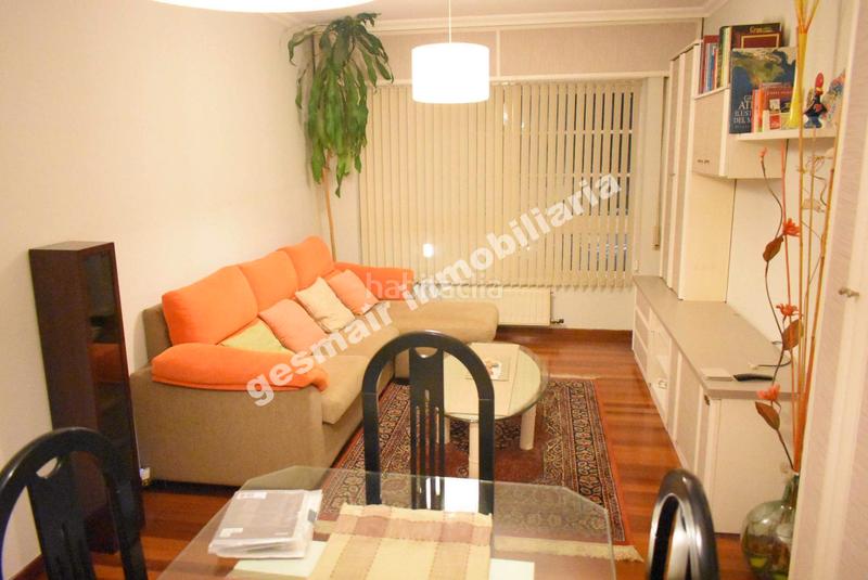 Foto c2cfc4b8-01c0-4915-b390-e5be5328bef8. Rent apartment in avenida do conde de bugallal 1 in Pontevedra
