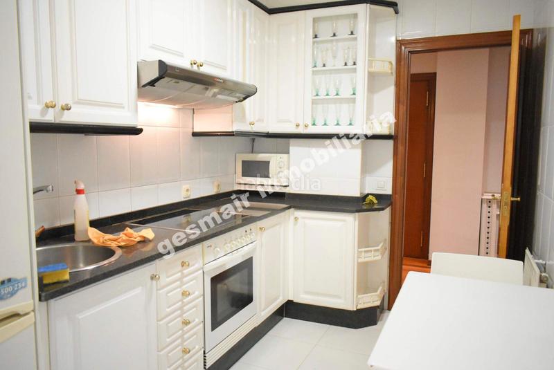 Foto c68af499-0cac-4e23-88f4-7496c98e7197. Location appartement dans avenida do conde de bugallal 1 dans Pontevedra