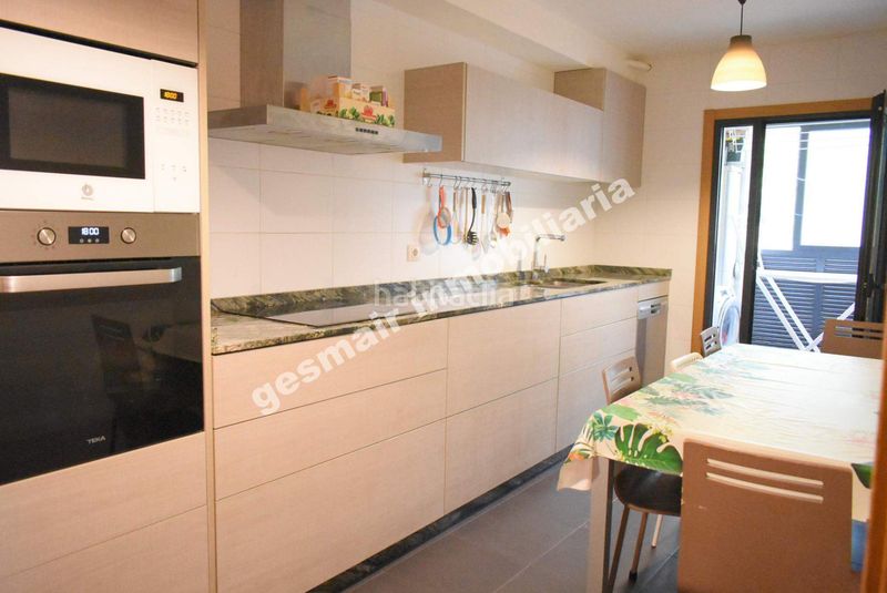 Foto 239e9fe1-c31f-4d0a-a37a-de2db0bf2016. Pis amb calefacció aparcament a A Parda Pontevedra