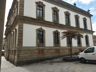 Lloguer Local Comercial a Praza de españa 13