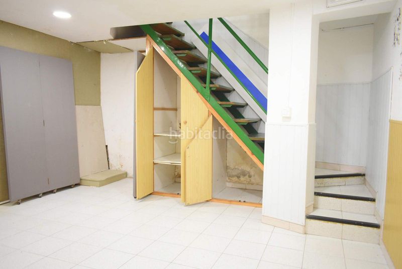 Foto 8d8fc63b-39ab-4476-83c7-0b325b21f2eb. Rent business premise in Centro - Echegaray Pontevedra