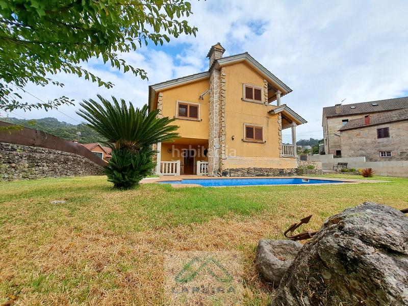 Foto 55c2e679-fc59-420a-a237-9c1c67ec0763. Casa  con piscina. en Redondela