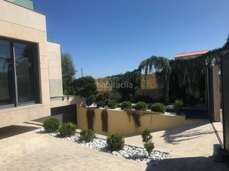 Foto 5100a4e5-296f-41b7-95d9-7f42af17d2a5. Chalet - a lanzada. chalet a 350m. de a lanzada, con jardín, piscina. con materiales de alta gama. en Sanxenxo