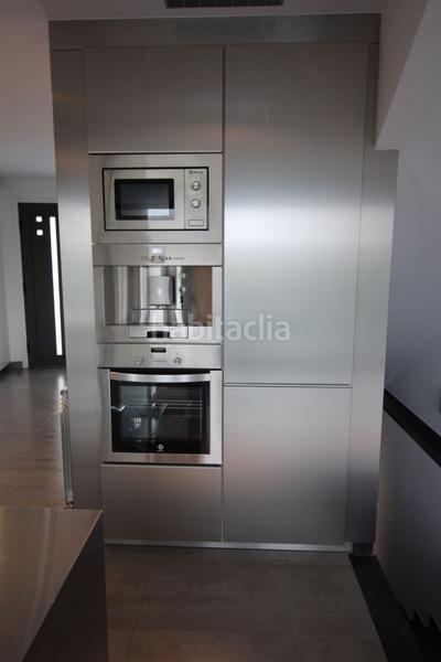 Foto 6d95b9b7-605a-4977-bd60-28f8db3f2f8a. Chalet - a lanzada. chalet a 350m. de a lanzada, con jardín, piscina. con materiales de alta gama. en Sanxenxo