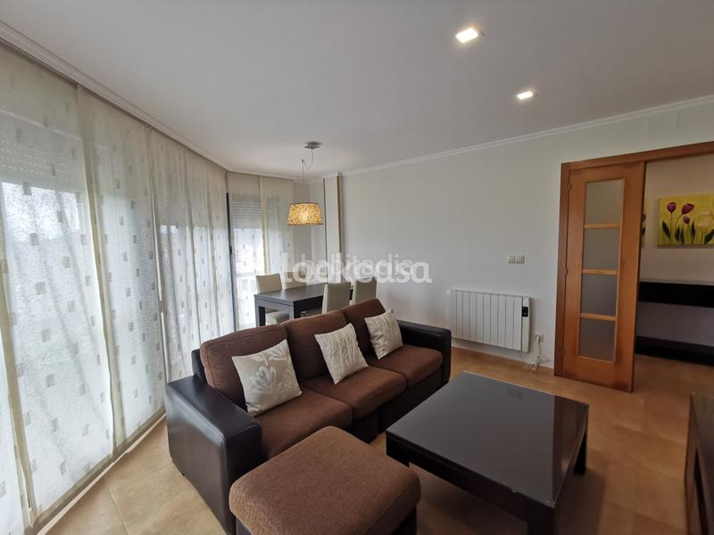 Foto 0f56a7f9-6c98-4707-b855-0f03a7c096fb. Pis amb aparcament a Vilalonga Sanxenxo