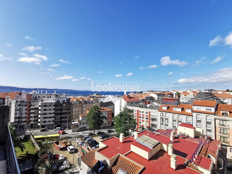 Foto ceaf5e66-6b8b-4a1c-b36c-ed7c163721fd. Àtic amb aparcament a Sanxenxo pueblo Sanxenxo
