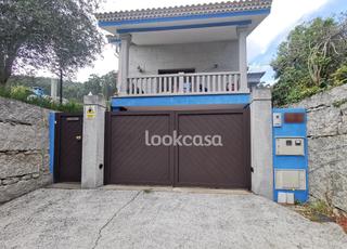 Xalet  Lugar freixeiro. Sanxenxo-dorrón. chalet independiente con jardín, barbacoa y ter
