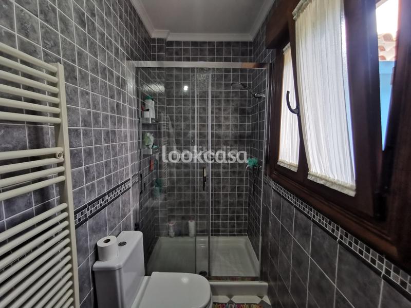 Foto 615859a9-99d8-41fd-9f53-2fe4bd8c8a28. Chalet -Dorrón. chalet independiente con jardín, barbacoa y terrazas desde donde se divisa el mar. en Sanxenxo