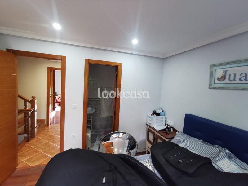 Foto a83afa6a-3b65-43c8-a4f2-c1c5f4188979. Chalet -Dorrón. chalet independiente con jardín, barbacoa y terrazas desde donde se divisa el mar. en Sanxenxo