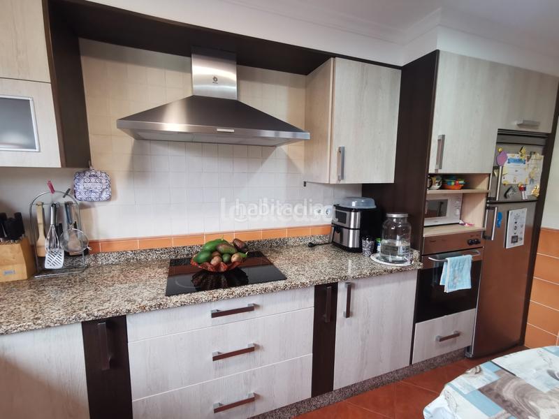 Foto 652a8561-4c7f-4369-919e-e9a0268a1813. Xalet amb xemeneia calefacció aparcament a Dorrón Sanxenxo