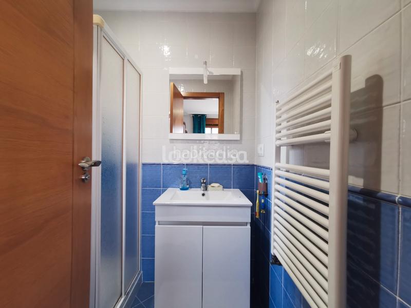 Foto 7b585617-8621-408e-97c3-5b9f209b281a. Xalet amb xemeneia calefacció aparcament a Dorrón Sanxenxo