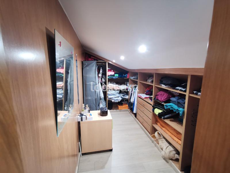 Foto 86165c6d-4690-491c-b977-ecc10047df9c. Xalet amb xemeneia calefacció aparcament a Dorrón Sanxenxo