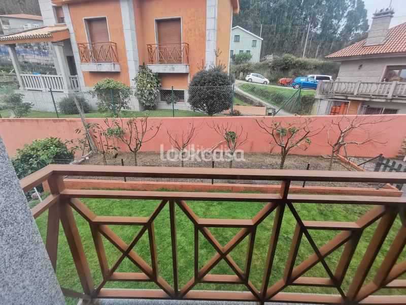 Foto a0139023-f2e1-479f-b521-4952fe17ad6a. Xalet amb xemeneia calefacció aparcament a Dorrón Sanxenxo