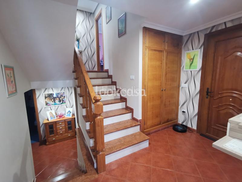 Foto a0d51721-4e20-45af-b001-dad359fc92df. Xalet amb xemeneia calefacció aparcament a Dorrón Sanxenxo