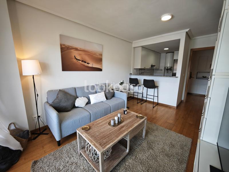 Foto cb0d40c3-a345-44e2-b88f-f08e9dc78ff3. Appartamento con riscaldamento parcheggio in Sanxenxo pueblo Sanxenxo
