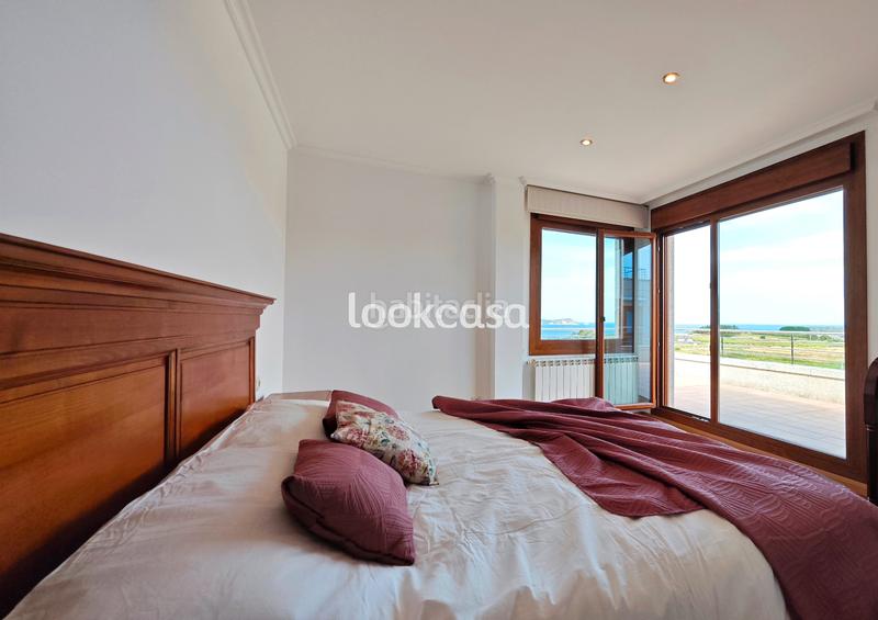 Foto 001d96a8-eaac-4dce-9969-bffbd5ac45e8. Chalet - Noalla. chalet a 500 metros del mar y playas, con jardín y terrazas vistas mar. en Sanxenxo