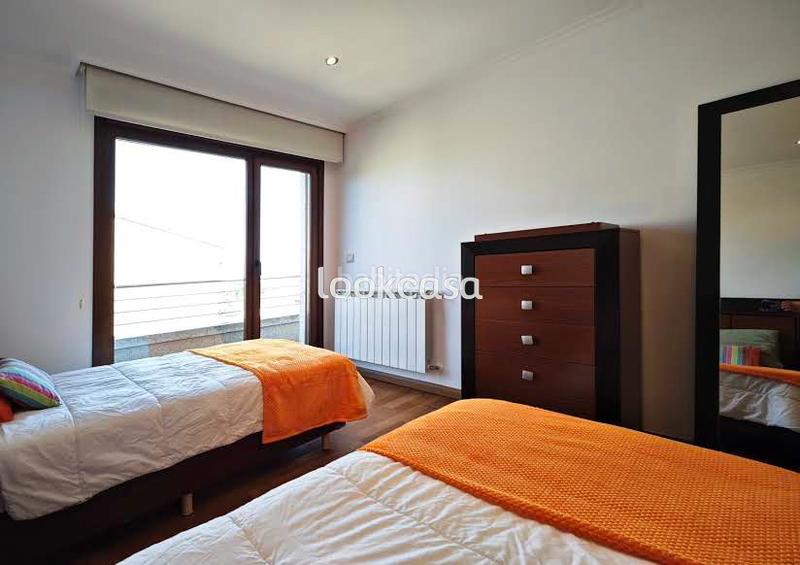 Foto ca9e66bf-e4b2-4957-8d6d-54ce3e1723b3. Chalet - Noalla. chalet a 500 metros del mar y playas, con jardín y terrazas vistas mar. en Sanxenxo