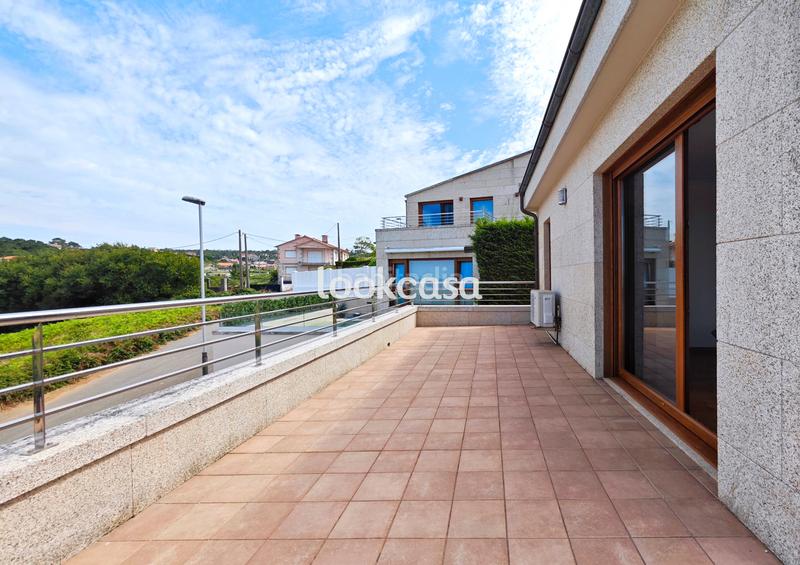 Foto cadc2331-c9ff-4f03-a8a3-0b43f9e4ae8c. Chalet - Noalla. chalet a 500 metros del mar y playas, con jardín y terrazas vistas mar. en Sanxenxo