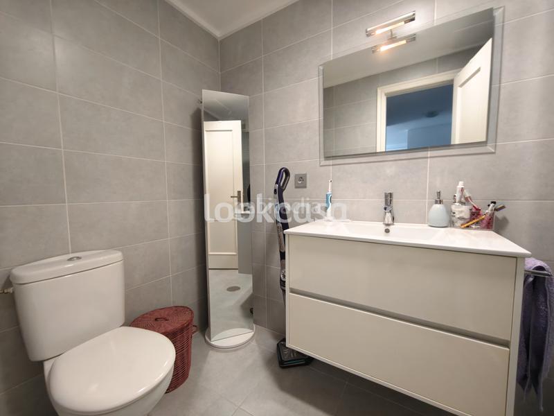 Foto 2fed9958-6011-4d1f-8f6e-a4c97a1fba5d. Flat with heating pool in Sanxenxo pueblo Sanxenxo