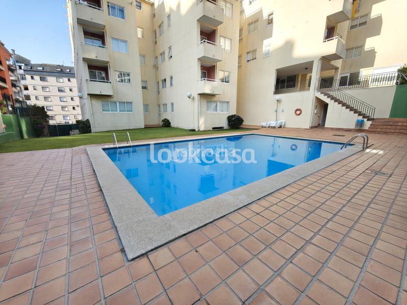 Foto f8b26ce2-78fb-4f03-ab00-50fdc9c138e6. Flat with heating pool in Sanxenxo pueblo Sanxenxo