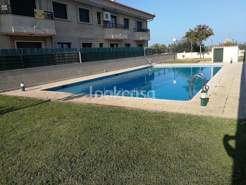 Foto 4bd0a0df-90b9-4c9e-b8ec-c2dce8c70c70. Appartement mit parking pool in Noalla Sanxenxo
