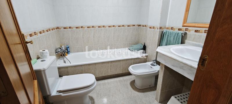 Foto e365f94b-66fd-4c29-b601-3ed9c3842423. Appartement mit parking pool in Noalla Sanxenxo